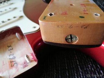 Fender '62 Japan Stratocaster - 8