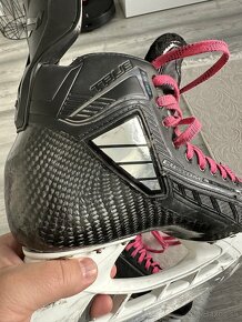 Korcule na hokej True Custom BFIO - 8