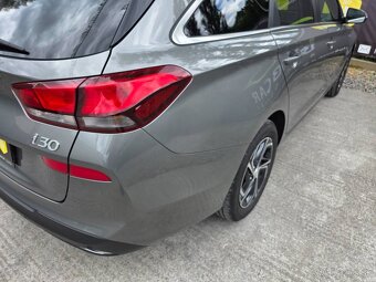 Hyundai i30 CW 1.5 T-GDi mHEV Family DCT - 8