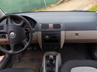 Škoda Fabia 1.2i - 8