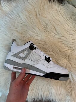 Jordan 4 - 8
