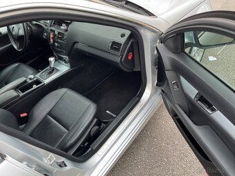 Mercedes W204 AMG - 8