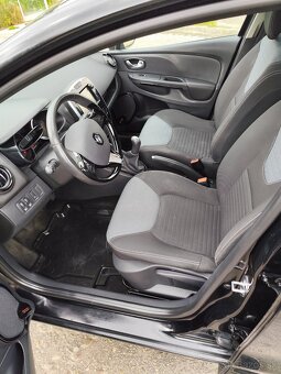 Renault Clio - 8