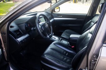 Subaru Outback Executive 2.0D - 8