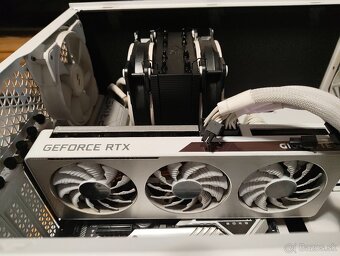 Intel i5-13600KF / GIGABYTE RTX 3060 Ti OC / 32GB RAM DDR5 - 8