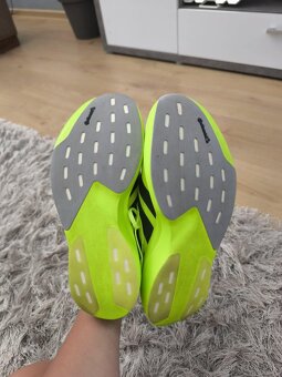 Predám bežecké tenisky ADIDAS Adizero - 8