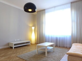 Elegantný byt na Žilinskej kde sa stretáva história a moder - 8