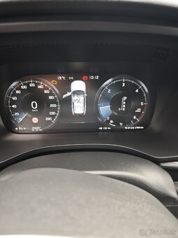 Volvo XC60 - 8