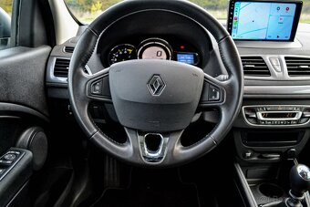 Renault Mégane 1.6 16V Limited LEN 26000KM - 8