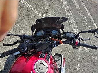 Honda CB650F 2018 - 8