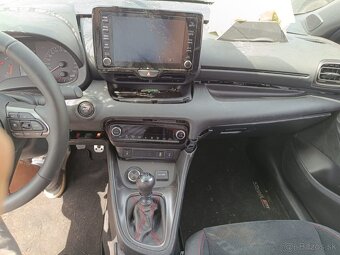 Toyota Yaris GR Dynamic - 8