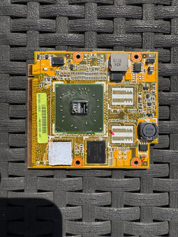 Grafická karta pre Notebooky - ATI RADEON - 8