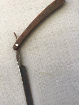 VELMI STARá BRITVA GERMANY - 8