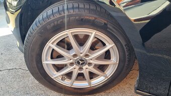 Mercedes-Benz CLA Shooting Brake 180 CDi 85KW M6 - 8