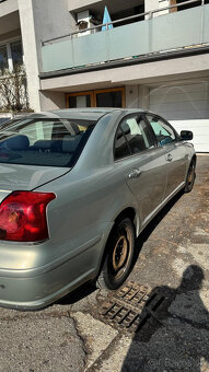 TOYOTA AVENSYS 2.2 - 8