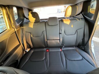 Jeep Renegade Limited 4WD - 8