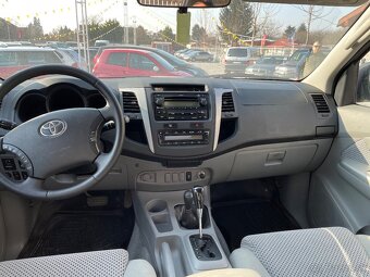 Toyota Hilux DC 3.0 D-4D Sol 4x4-automat - 8