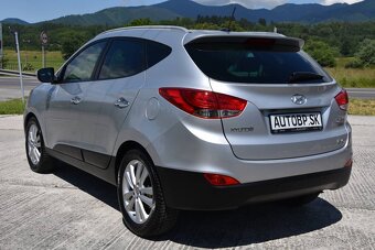 Hyundai ix35 2.0 CRDi VGT Style 4x4 A/T - 8