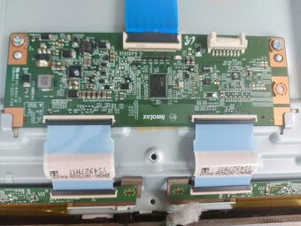 Samsung UE50H5570SS Smart - 8
