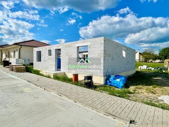 Na predaj novostavba 4-izbového domu v obci Lazany - 8