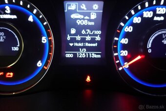 Hyundai i40 WG 1.7CRDi 104kW NAVI ČR 1MAJITEL SERVISKA - 8