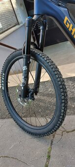 NA PREDAJ: GHOST CARBON e-RIOT EN CF PRO 2024 - 8