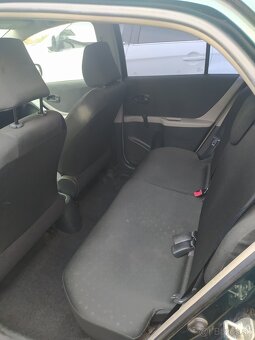Toyota Yaris 1.3 T 5D - 8