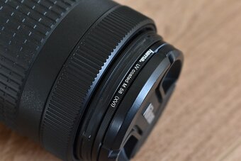 Nikkor 70 - 300 AF-P s VR stabil. - tele zoom objektiv nikon - 8