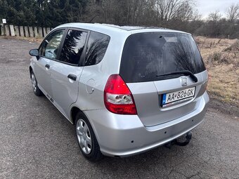 HONDA JAZZ 2005 1.2 57kW 5MT - 8