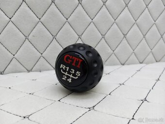 Hlavice řadící páky GTI, hliník, nová - 8