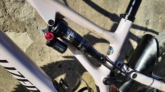 SPECIALIZED Stumpjumper EVO S4(L) 29" Top stav - 8