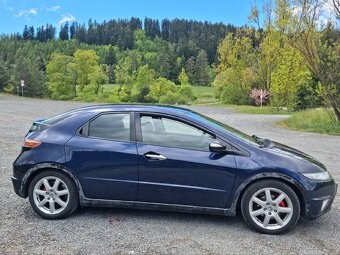 Honda Civic 2.2I-CDTi - 8