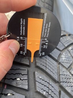 GOOD YEAR ULTRA GRIP + ALU DISKY - 8