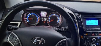 Hyundai i30sw - 8