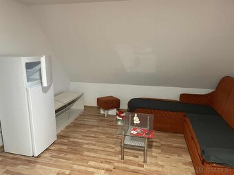 Prenájom 2,5 izbového bytu pri centre TN - 8