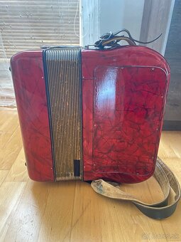 Heligonka Hohner Club lllM CF Trojhlas + kniha - 8
