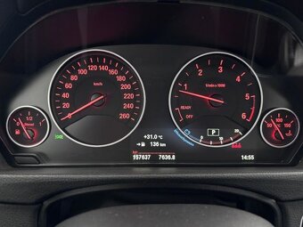 Predám BMW Rad 3 Touring 318d Advantage A/T,Head-Up Display - 8