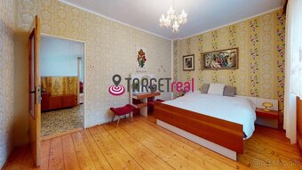 ZNÍŽENÁ CENA: Rodinný dom s nádherným 1764 m2 pozemkom– Terc - 8