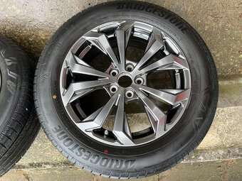 Letne pneumatiky, disky a senzory tlaku z Toyoty RAV4 2024 - 8