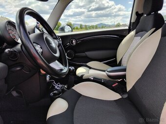 Mini Cooper R56 1,6i Benzín 88kw white pepper,Klimatronic - 8