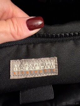 Napapijri kufor / ruksak - 8