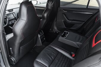 Škoda Octavia Combi 2.0 TDI DPF RS 4x4 DSG - 8