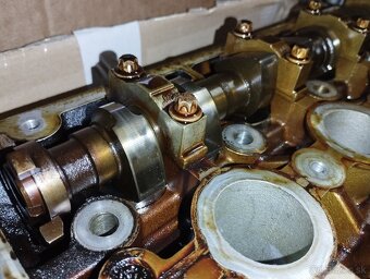 Hlava 55559340 A16XER Chevrolet Cruze Opel - 8