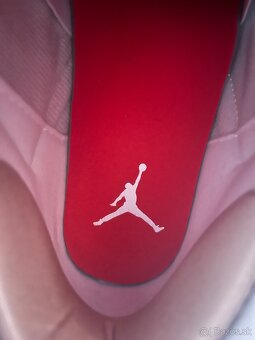 Jordan 3 - 8