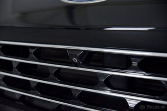 Kuga 2.5L Duratec PHEV Titanium CVT, ACC, Lane Assist - 8