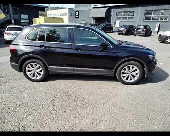 Volkswagen Tiguan 4-Motion 2.0 TDI 110KW ACC/LINE/PANO - 8
