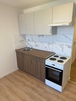 Na prenájom garsónka s balkónom v Žiari nad Hronom - 8