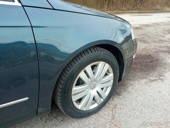 Passat B6 Highline 2.0 TDi 103kw DSG tazne - 8