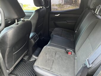 mercedes benz x350d - 8