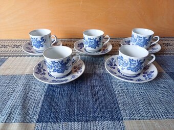 Socialisticke pohare, keramika a mosadzne predmety - 8